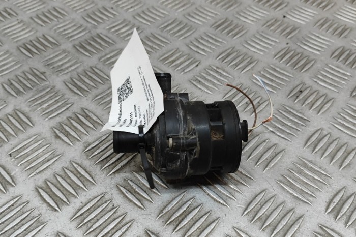 Pompa de apa auxiliara MERCEDES-BENZ E W213 2017 OEM: A2118350364 30481151