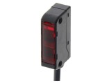 Senzor fotoelectric reflexiv PNP