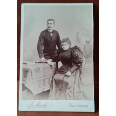 Fotografie pe carton, sot si sotie, inceput de secol XX