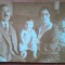 Fotografie tip carte postala, familie, perioada interbelica