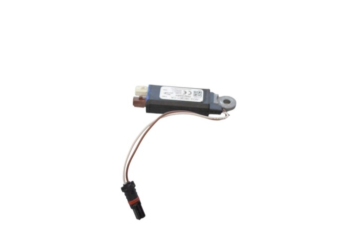 Amplificator de antena JAGUAR I-PACE X590 2020 OEM: J9D3-18C901-CA 23563401