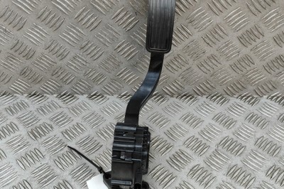 Pedala de accelerație TESLA MODEL 3 2021 OEM: 1044695-00-A,1011298 28258420 foto