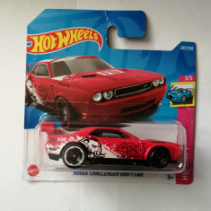 bnk jc Hot Wheels Dodge Challenger Drift Car - 2022 HW Drift 3/5