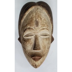 Puno Lumbo, Masca, Gabon, Secol XX