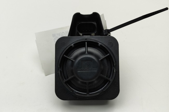 Sirena de alarma VW GOLF VII 5G1, BQ1, BE1, BE2 2016 OEM: 5Q0951605 | 29014732