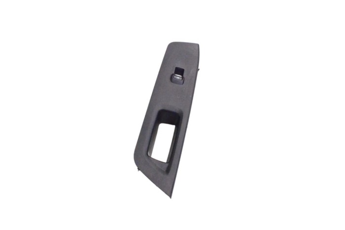 Buton geam ușă st&acirc;nga față FORD ECOSPORT 2022 OEM: GN15A2601E 17197182