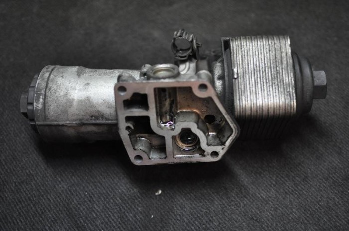Carcasa filtru de ulei VW PASSAT B6 3C2 2007 OEM: 045115389E 1483306