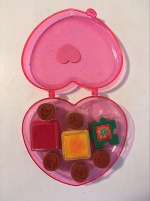 * Lot stampile pentru copii in cutie de plastic in forma de inimioara foto
