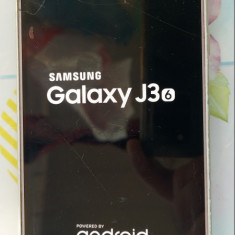 Samsung Galaxy J3 (2016) FUNCTIONEAZA , ARE GEAM SPART PARTEA DE SUS .