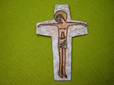 Crucifix din cupru emailat foto
