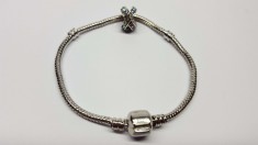 Bratara cu un talisman model 19, tip pandora foto