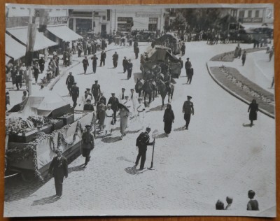Fotografie Berman, Giurgiu, 1 August 1932; Cortegiile pe strazile orasului foto