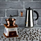 Rasnita Cafea Manuala Traditionala Kinghoff, 18cm, Mecanism Ceramic, Macinare Ajustabila, Lemn/Otel/Cupru