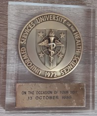 S - Placheta - tematica medicala - Stiinte medicale - 1972 - piesa de colectie