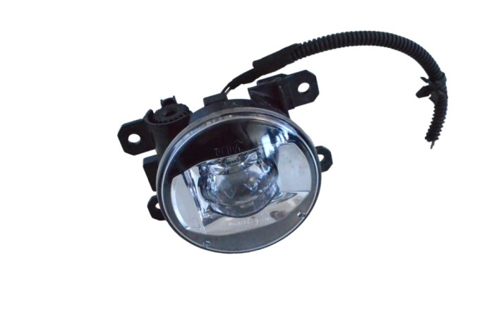 Proiector ceață dreapta față FIAT 500X 334_ 2020 OEM: 90141070 | 18297329