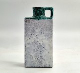 Cumpara ieftin ulcior Vaza cu maner ceramica glazurata verde si alba nunate de gri