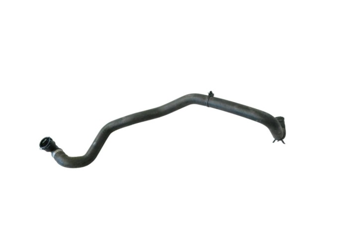 Furtun de lichid de răcire MERCEDES-BENZ A W176 2014 OEM: A2468303396 22023691