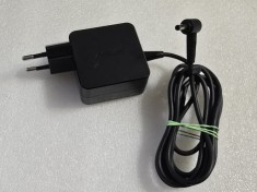 Incarcator Laptop Asus ADP-33AW C 19V 1.75A 33W 4.0*1.35mm - -poze reale foto