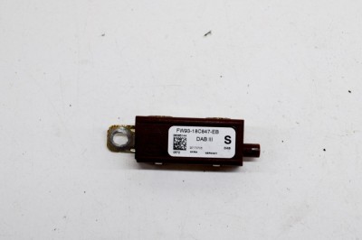 Amplificator de antena LAND ROVER RANGE ROVER EVOQUE L538 2017 OEM: 28385144,FW93-18C847-EB | 14384879 foto
