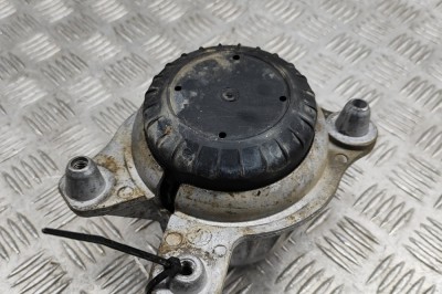 Suport motor dreapta MERCEDES-BENZ C T-Model S205 2014 OEM: A2052406717 | 28226369 foto