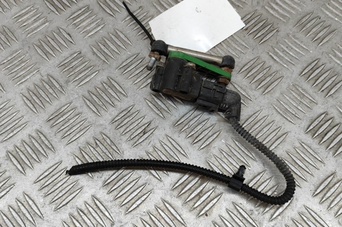 Senzor de nivel &icirc;nălțime st&acirc;nga față PORSCHE CAYENNE 92A 2011 OEM: 7P0616213,7P0.616.213 29998814