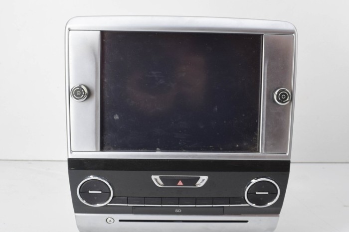 Unitate radio CD navigație MASERATI QUATTROPORTE VI 2014 OEM: Sedan | 13696015