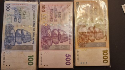 Zimbabwe SET 100-500-1000 Dolari 2007 - Total 300 Bancnote PROMOTIE foto