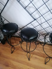 Set fier forjat cuier, scaune, masa, cadou