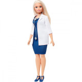 Cumpara ieftin Papusa Barbie Career, Doctor, FXP00