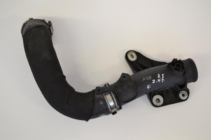 Furtun intercooler st&acirc;nga AUDI A5 8T3 2009 OEM: 8K0145673E,8K0145709E 1759972