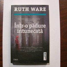 AF - Ruth WARE "Intr-o Padure Intunecata"