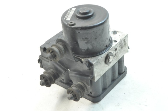Pompa ABS VW GOLF V 1K1 2004 OEM: 1k0907379k 11276557