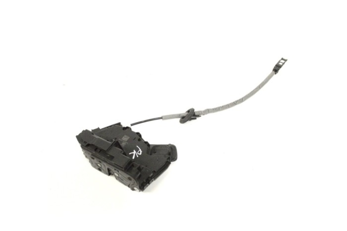 &Icirc;ncuietoare ușă st&acirc;nga față VW T-ROC A11 2021 OEM: 5TC837015B 13955973