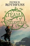 Cumpara ieftin Teama inteleptului. Cronicile Ucigasului-de-regi. Ziua a doua/Patrick Rothfuss