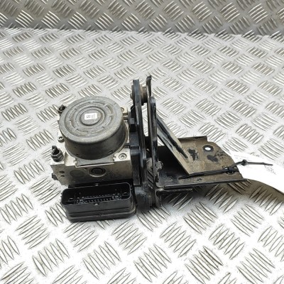 Pompa ABS VW PASSAT B8 3G2 2015 OEM: Sedan | 32829801 foto