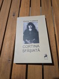 Cortina sf&acirc;șiată