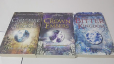 Set complet The Girl of Fire and Thorns - Rae Carson foto