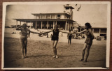 Domnisoare la plaja// foto tip CP, Foto Mamaia 1934