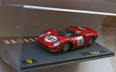 Macheta Ferrari 275P 3rd Ollon Villars 1965 - Bburago/Altaya 1/43 foto