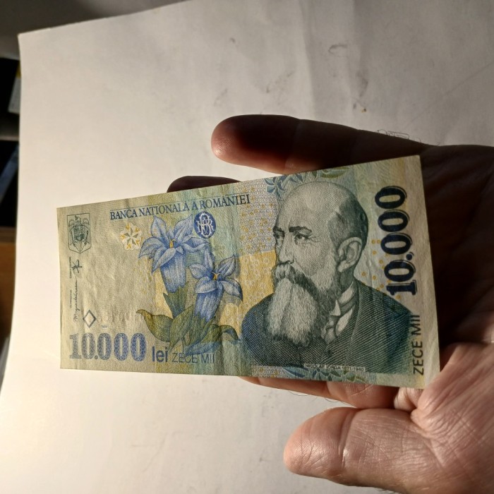 Di 11 Bancnota 10000 lei 1999 AUNC hartie