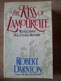 The kiss of Lamourette- Robert Darnton