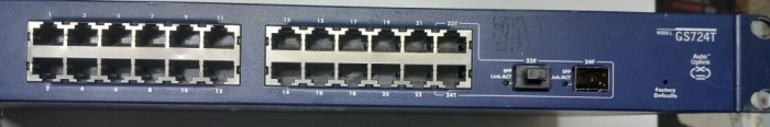 Netgear ProSafe 24 port , 2 x SFP - Gigabit Smart Switch GS724T v2