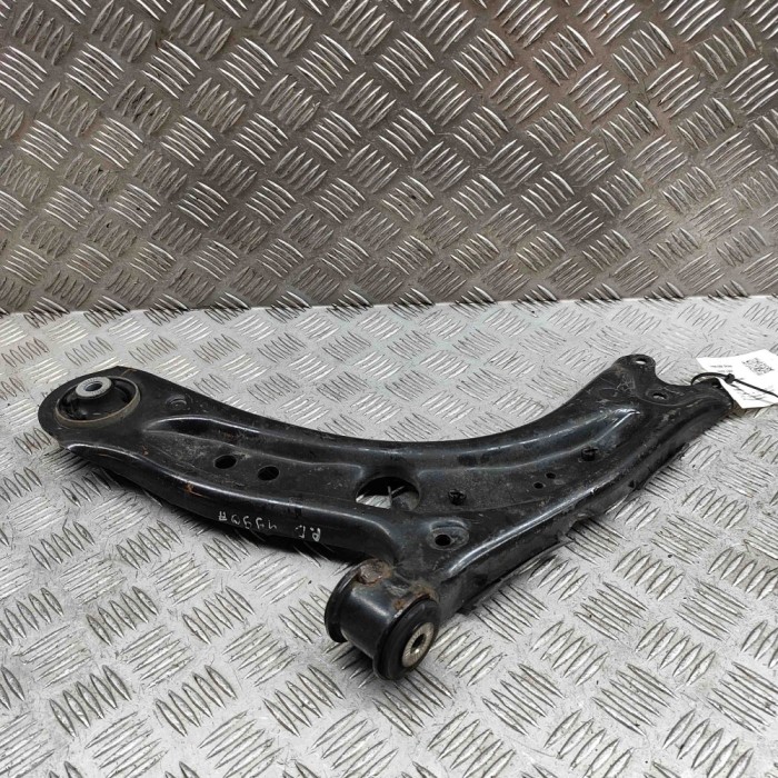 Braț inferior dreapta față VW GOLF VIII CD1 2021 OEM: 5Q0407151AC