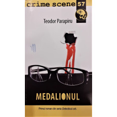 Medalionul Colectia Crime Scene 57