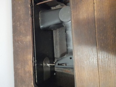 Mașina de cusut foto