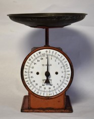 Cantar 10 kg. F.M.N. - cadran emailat - cca.1900