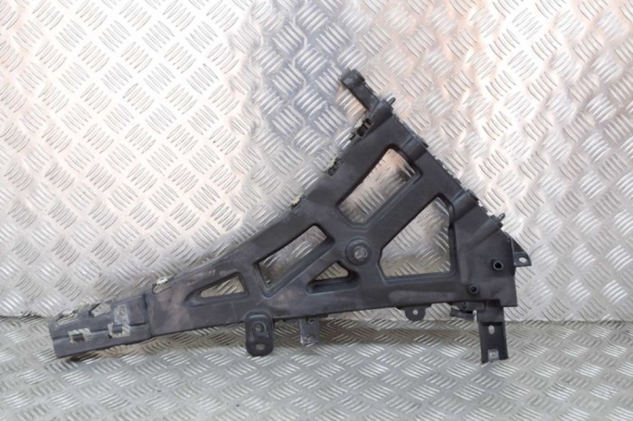 Suport bara de protecție dreapta spate JAGUAR F-PACE X761 2019 OEM: HK83-17B930-AE,HK83-17B932-AD 14496966
