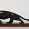 Leu sculptat in corn de animal - statueta pe suport de lemn - Art Deco