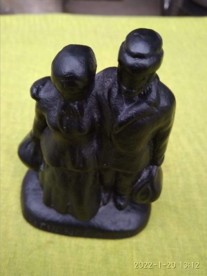 Statueta din fonta, familie de suedezi foto