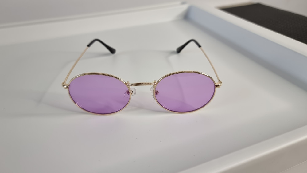 Ochelari de soare Ovali - Rama aurie Lentile violet, Unisex, Rotunzi,  Protectie UV 100% | Okazii.ro